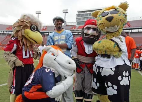NFL Mascots and Snoop Dogg